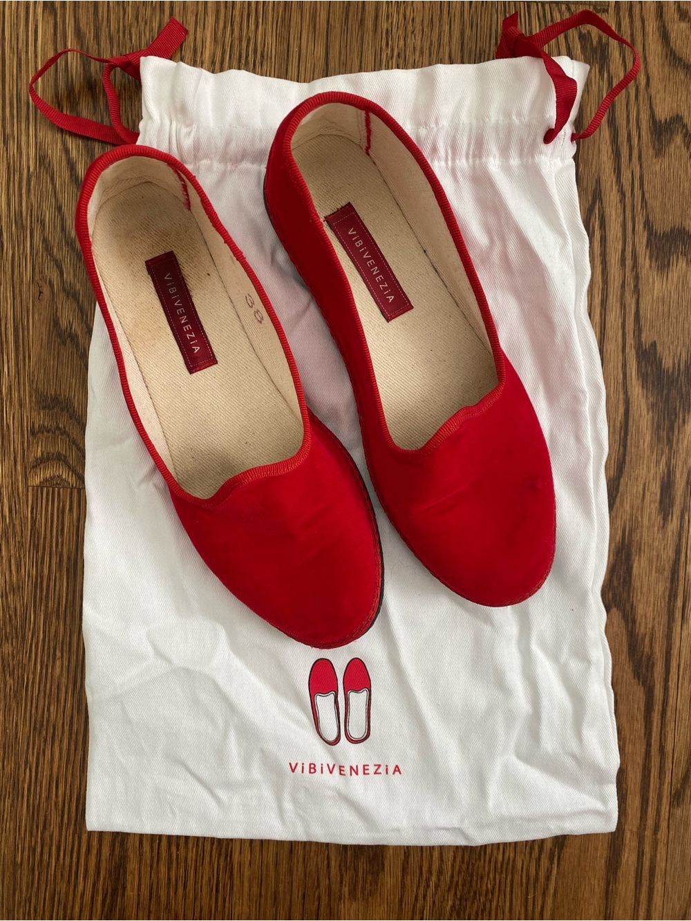 Vibi Venezia Red Velvet Furlane Flats EU 38 US 8